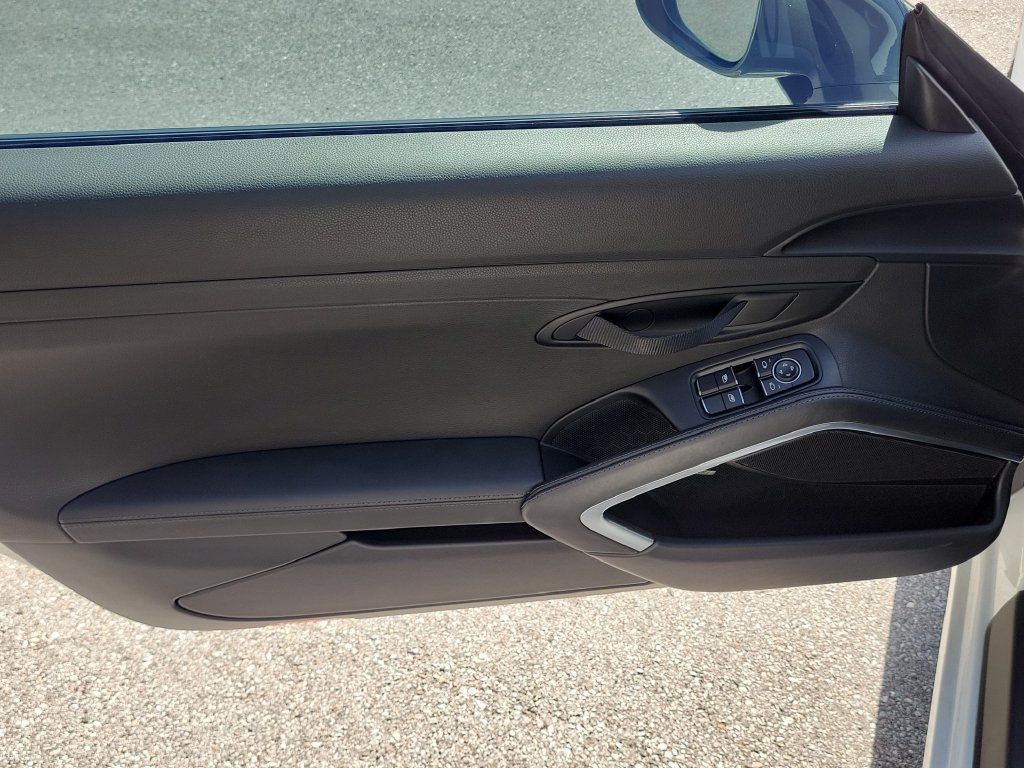 Certified 2019 Porsche 911 Carrera T RWD image 24