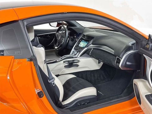 Used 2019 Acura NSX image 25