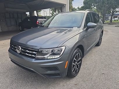 Used 2021 Volkswagen Tiguan SE w/ Panoramic Sunroof Package