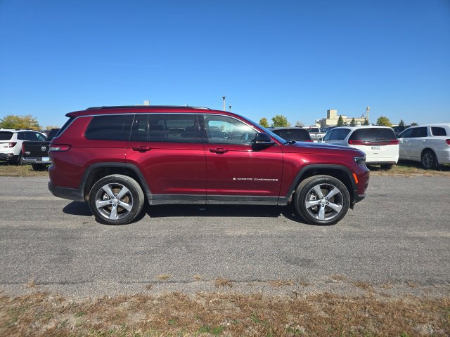 Used 2025 Jeep Grand Cherokee L Limited w/ Luxury Tech Group II AWD/4WD image 1