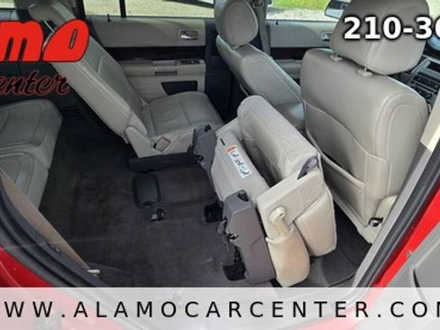 Used 2011 Ford Flex SEL w/ Rapid Spec Order Code FWD image 21