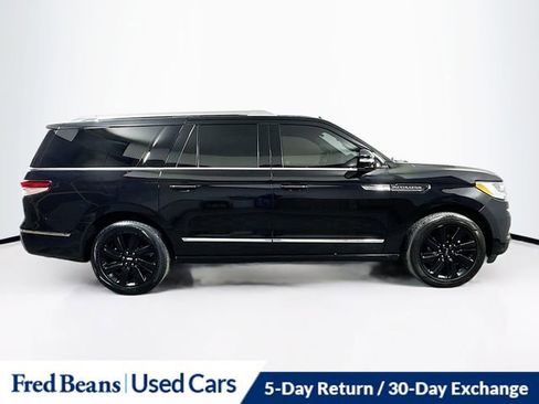 Certified 2022 Lincoln Navigator L Reserve image 9