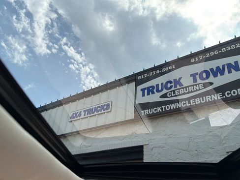 Used 2017 Lexus IS 200t w/ Navigation System Package RWD image 25