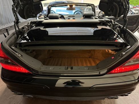 Used 2007 Mercedes-Benz SL 55 AMG image 11