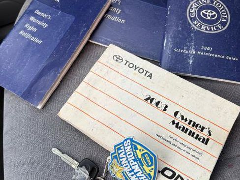 Used 2002 Chrysler Town & Country LX image 15