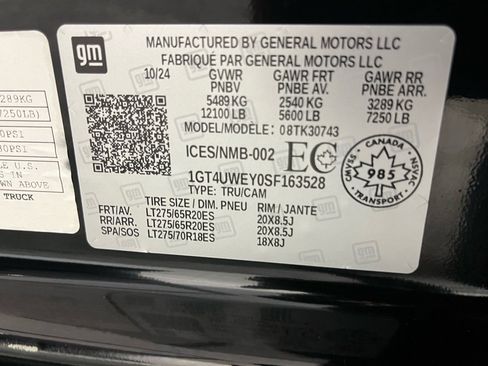 Used 2025 GMC Sierra 3500 Denali w/ Denali Reserve Package image 36