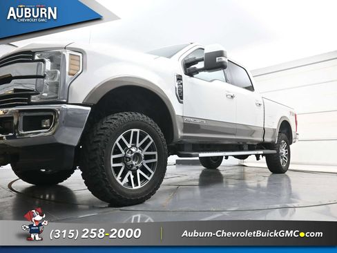 Used 2019 Ford F250 Lariat w/ Lariat Ultimate Package AWD/4WD image 21