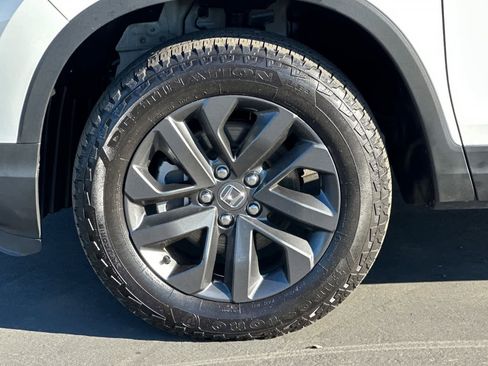 Used 2024 Honda Ridgeline Sport image 29