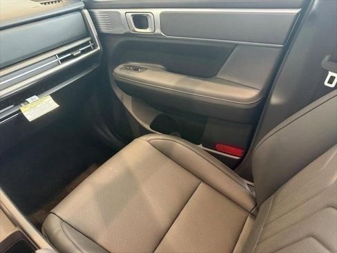 Used 2025 Hyundai Santa Fe XRT image 15