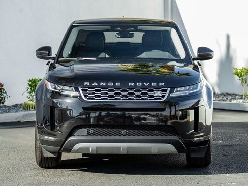 Used 2023 Land Rover Range Rover Evoque S image 3