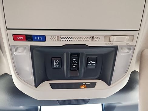 Certified 2023 Subaru Forester Premium image 28