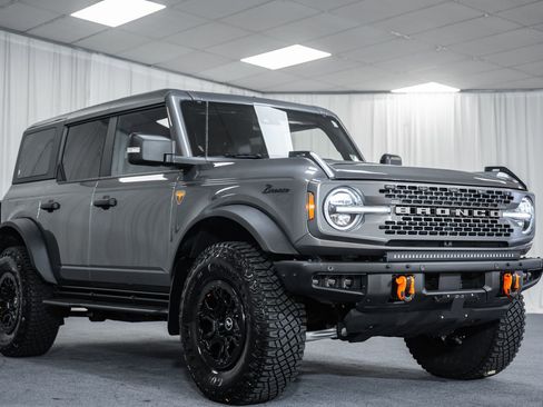 Certified 2024 Ford Bronco Badlands AWD/4WD image 1