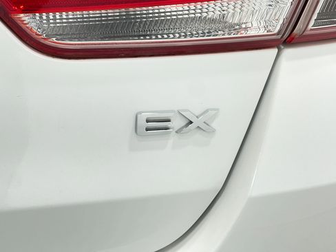 Used 2018 Kia Optima EX FWD image 37