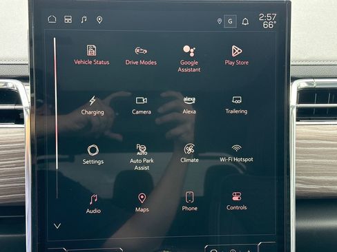 New 2025 GMC Sierra EV Denali image 25