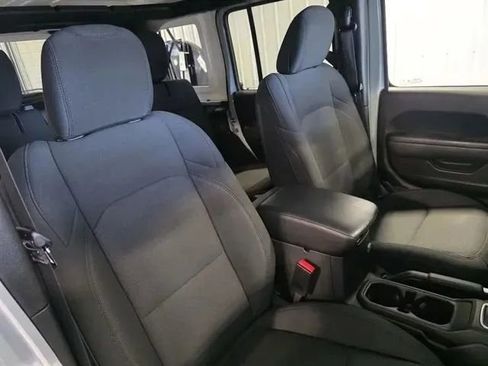 Used 2023 Jeep Wrangler Unlimited w/ Cold Weather Group image 11