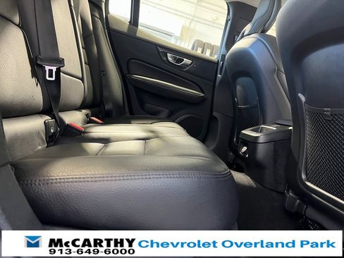 Used 2024 Volvo S60 B5 Plus image 31