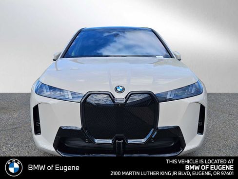 New 2026 BMW iX xDrive45 w/ M Sport Package AWD/4WD image 8