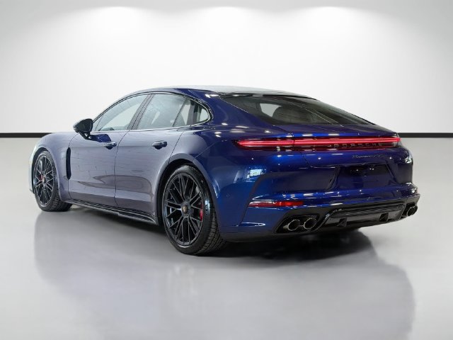 Certified 2026 Porsche Panamera GTS AWD/4WD image 3