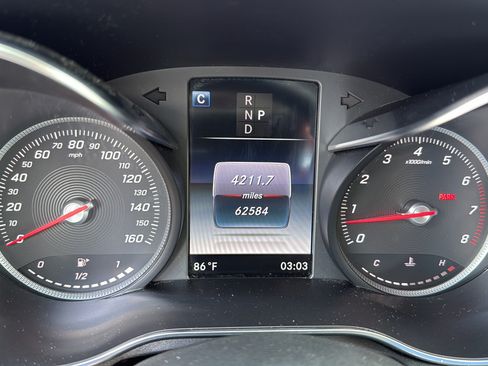 Used 2018 Mercedes-Benz C 300 4MATIC Sedan image 20