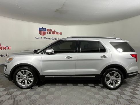 Used 2018 Ford Explorer Limited FWD image 6