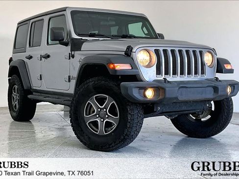Used 2018 Jeep Wrangler Unlimited Sport S image 1