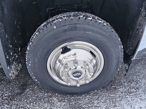 Used 2018 Chevrolet Silverado 3500 W/T w/ WT Convenience Package image 12