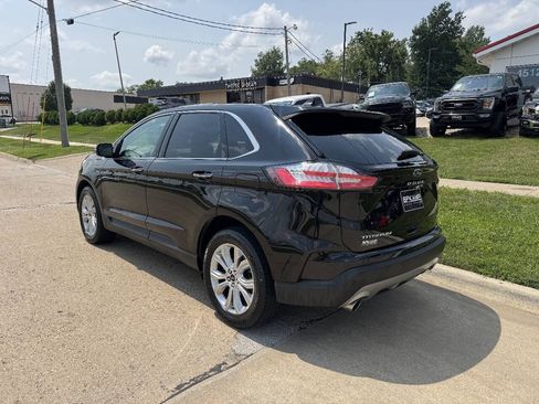 Used 2023 Ford Edge Titanium AWD/4WD image 3