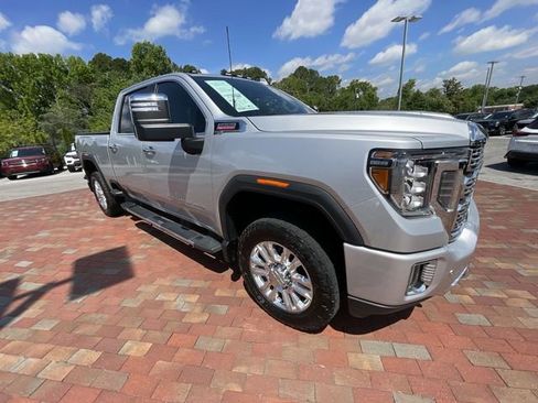 Used 2020 GMC Sierra 2500 Denali w/ Denali Ultimate Package AWD/4WD image 38