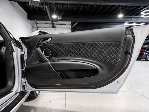 Used 2014 Audi R8 V8 image 22