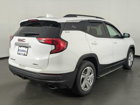 Used 2018 GMC Terrain SLE w/ GMC Pro Grade Package AWD/4WD image 7