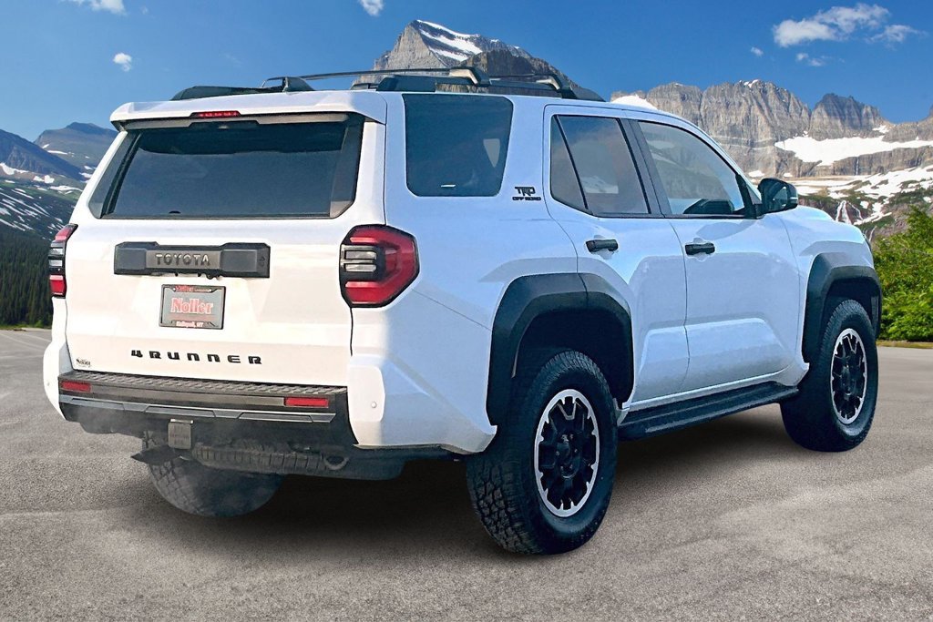 Used 2025 Toyota 4Runner TRD Off-Road AWD/4WD image 2