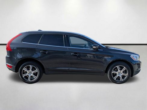 Used 2011 Volvo XC60 T6 AWD/4WD image 3