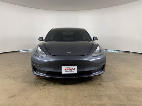 Used 2022 Tesla Model 3 Performance image 3