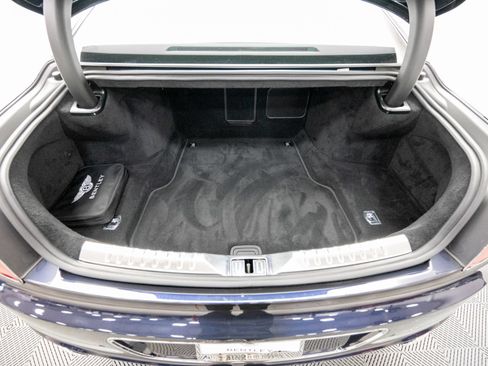Certified 2023 Bentley Flying Spur V8 AWD/4WD image 47
