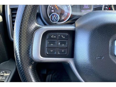 Used 2020 RAM 5500 Tradesman w/ Chrome Appearance Group AWD/4WD image 18