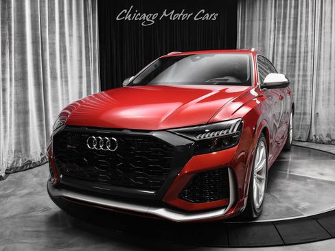 Used 2024 Audi RS Q8 image 2