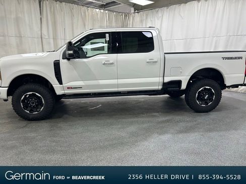 New 2026 Ford F350 Platinum w/ Tremor Off-Road Package image 5