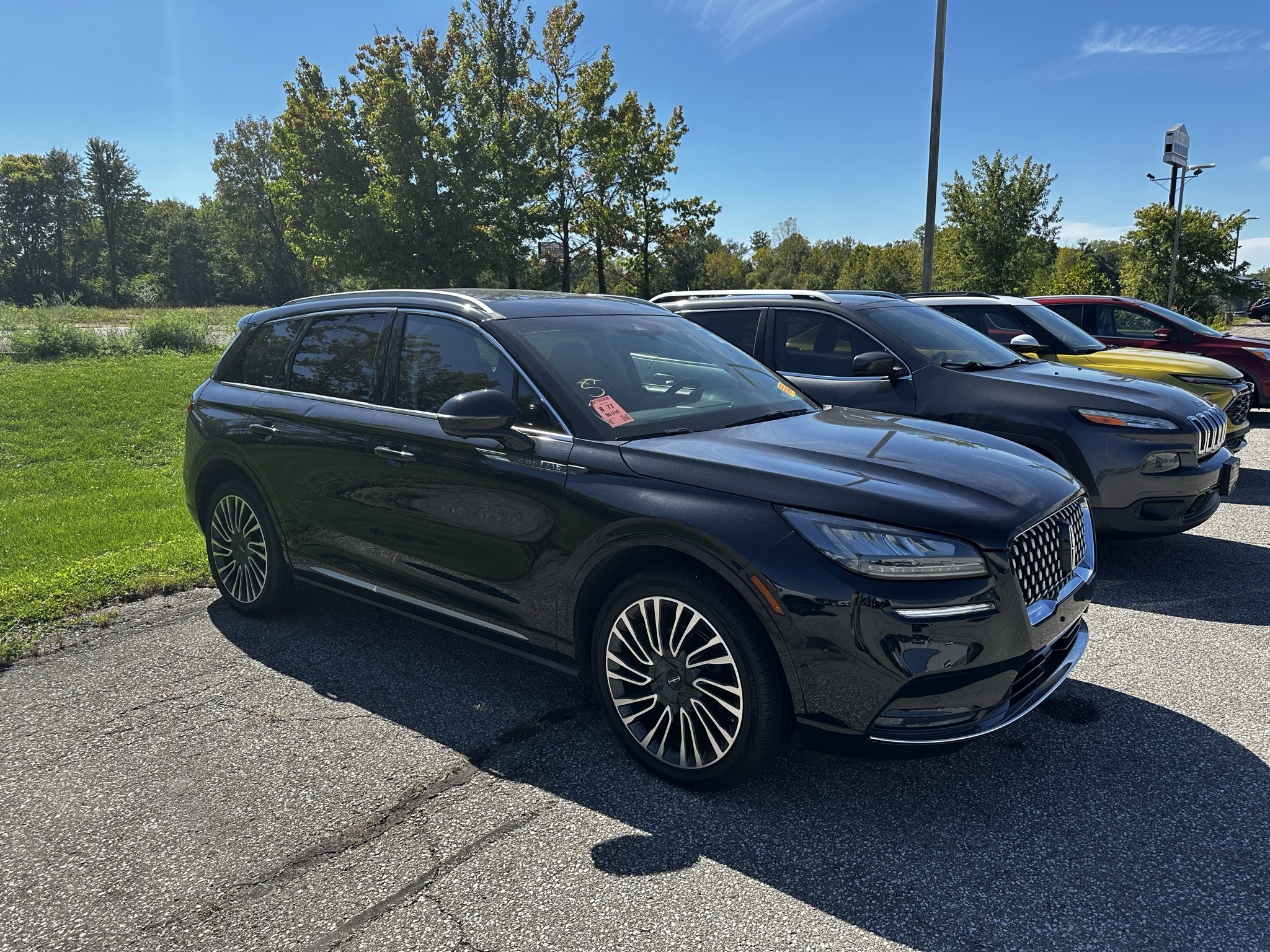 Used 2020 Lincoln Corsair Reserve w/ Equipment Group 201A AWD/4WD image 3