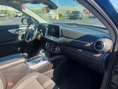 Certified 2025 Chevrolet Blazer LT image 26