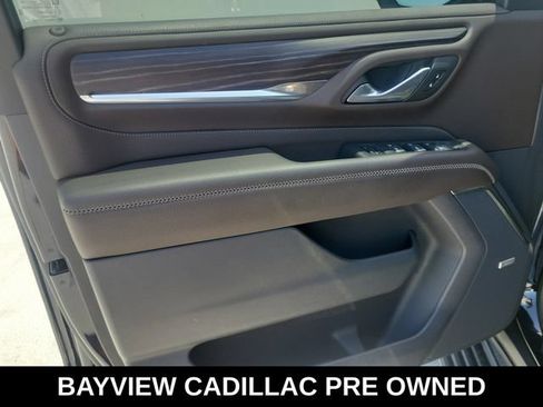 Used 2022 GMC Yukon XL Denali AWD/4WD image 24