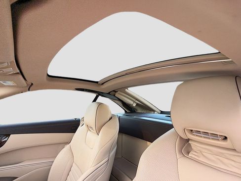 Used 2013 Mercedes-Benz SL 550 image 25