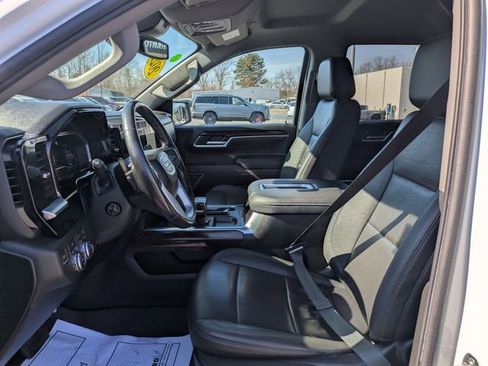 Used 2022 GMC Sierra 1500 SLT w/ SLT Convenience Package image 26