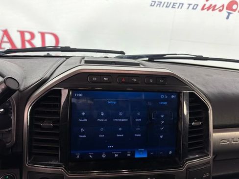 Used 2022 Ford F350 Platinum w/ FX4 Off-Road Package AWD/4WD image 26