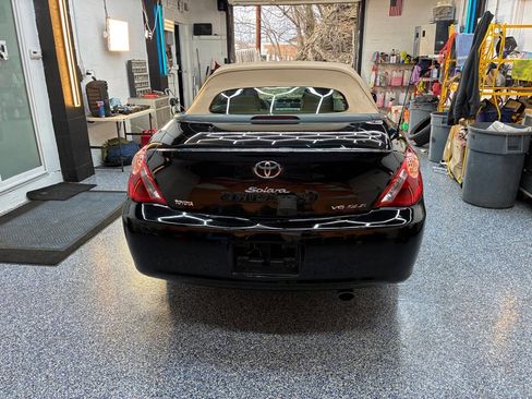 Used 2005 Toyota Solara SE image 4