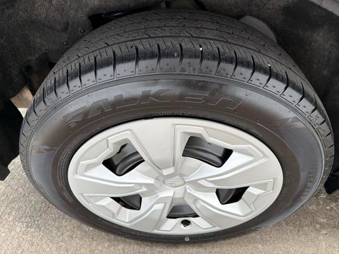 Used 2022 Subaru Forester image 19