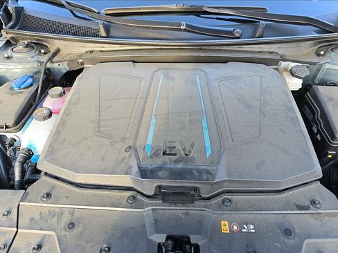 Used 2024 Hyundai Ioniq 5 SEL image 10