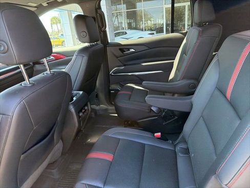 Certified 2024 Chevrolet Traverse RS w/ LPO, Floor Liner Package image 10