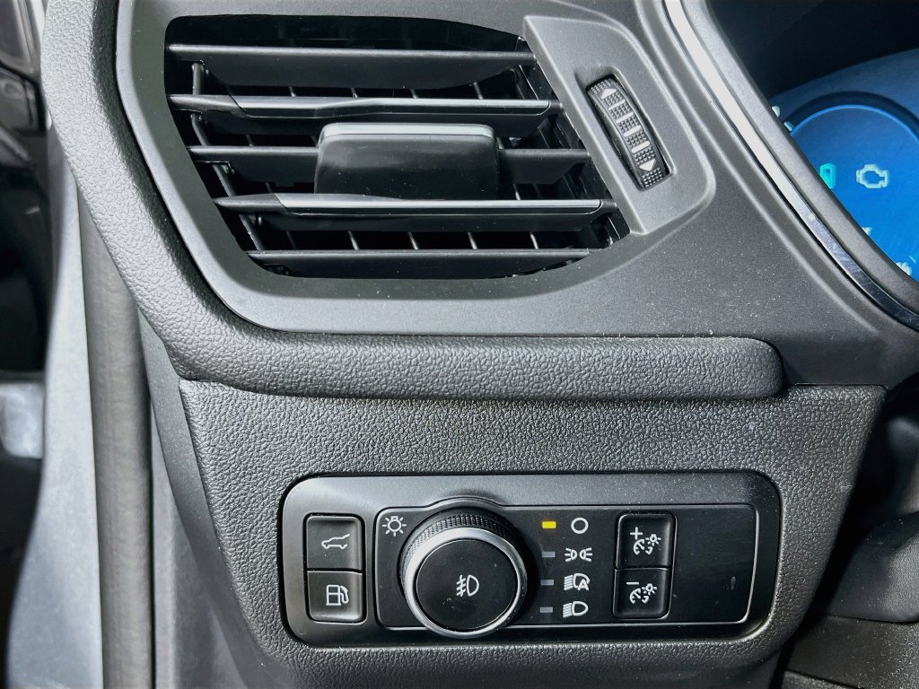 Used 2024 Ford Escape Platinum FWD image 11