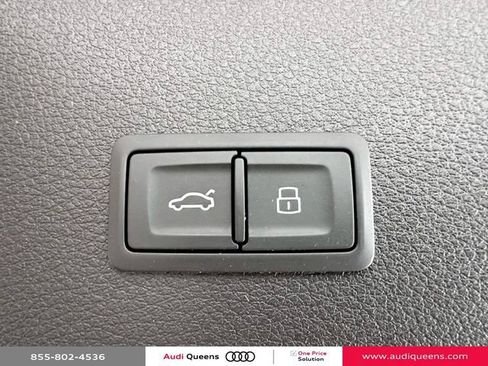 Certified 2022 Audi e-tron S Prestige w/ Prestige Package AWD/4WD image 11