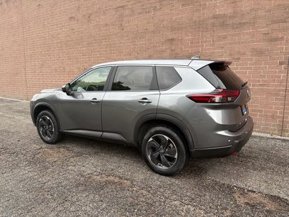 Used 2024 Nissan Rogue SV